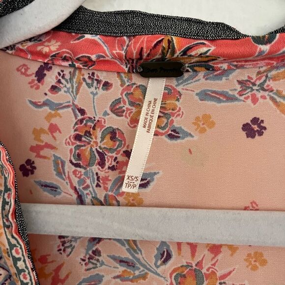 Free people wildflower zip up kimono, size XS/S, missing tie - Picture 3 of 8